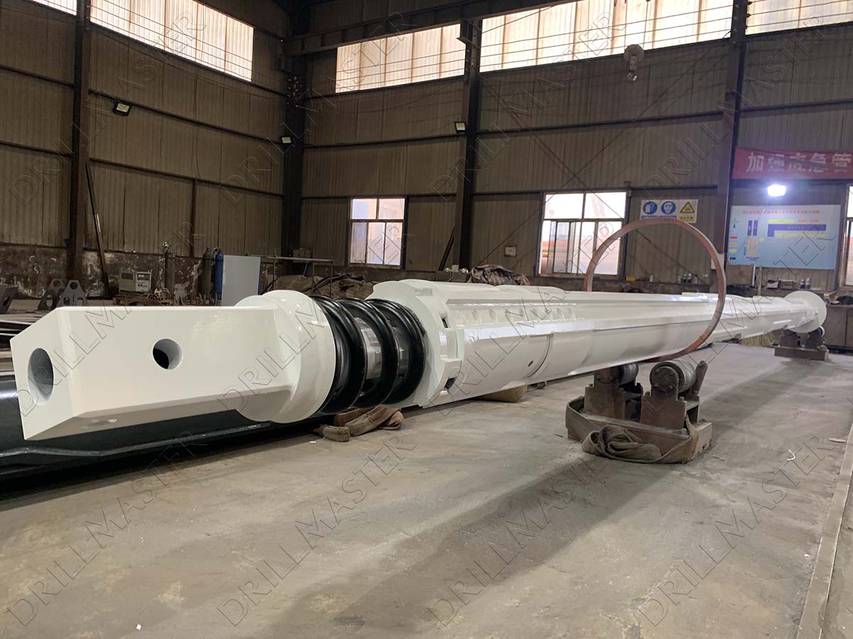 What's the production scene of UNIDRILL kelly bar