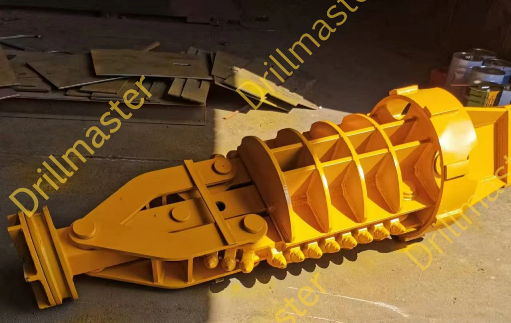 underreaming drill tool